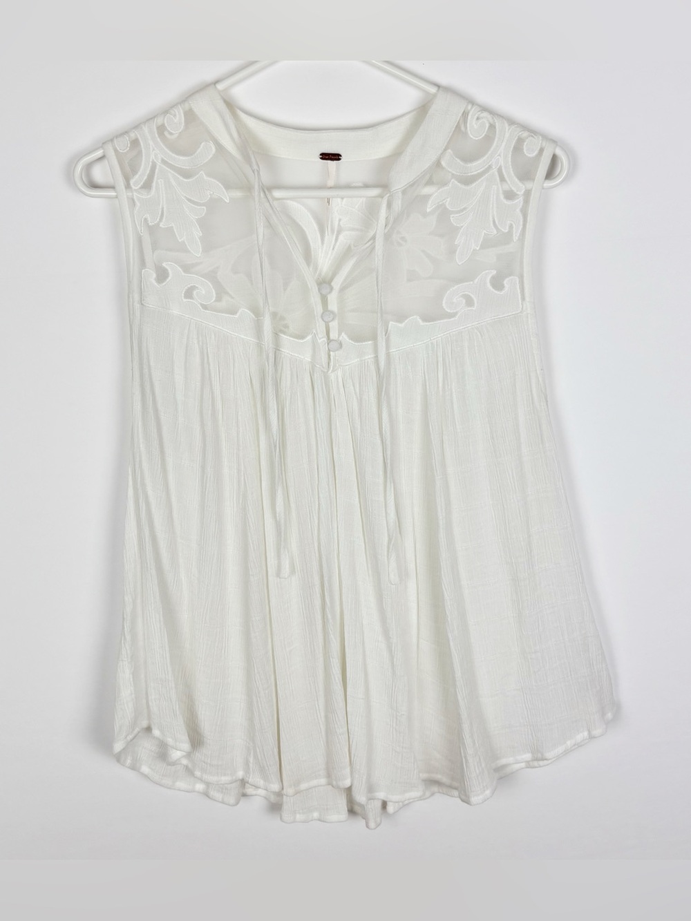 Free People Western Romance Top Size Medium White Embroidered Flowy - Picture 5 of 11